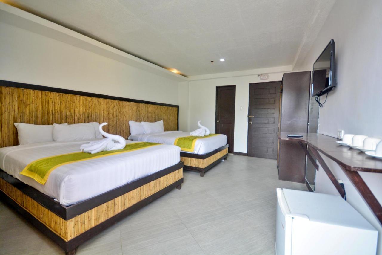 Resort Bamboo & Restaurant Manoc-Manoc