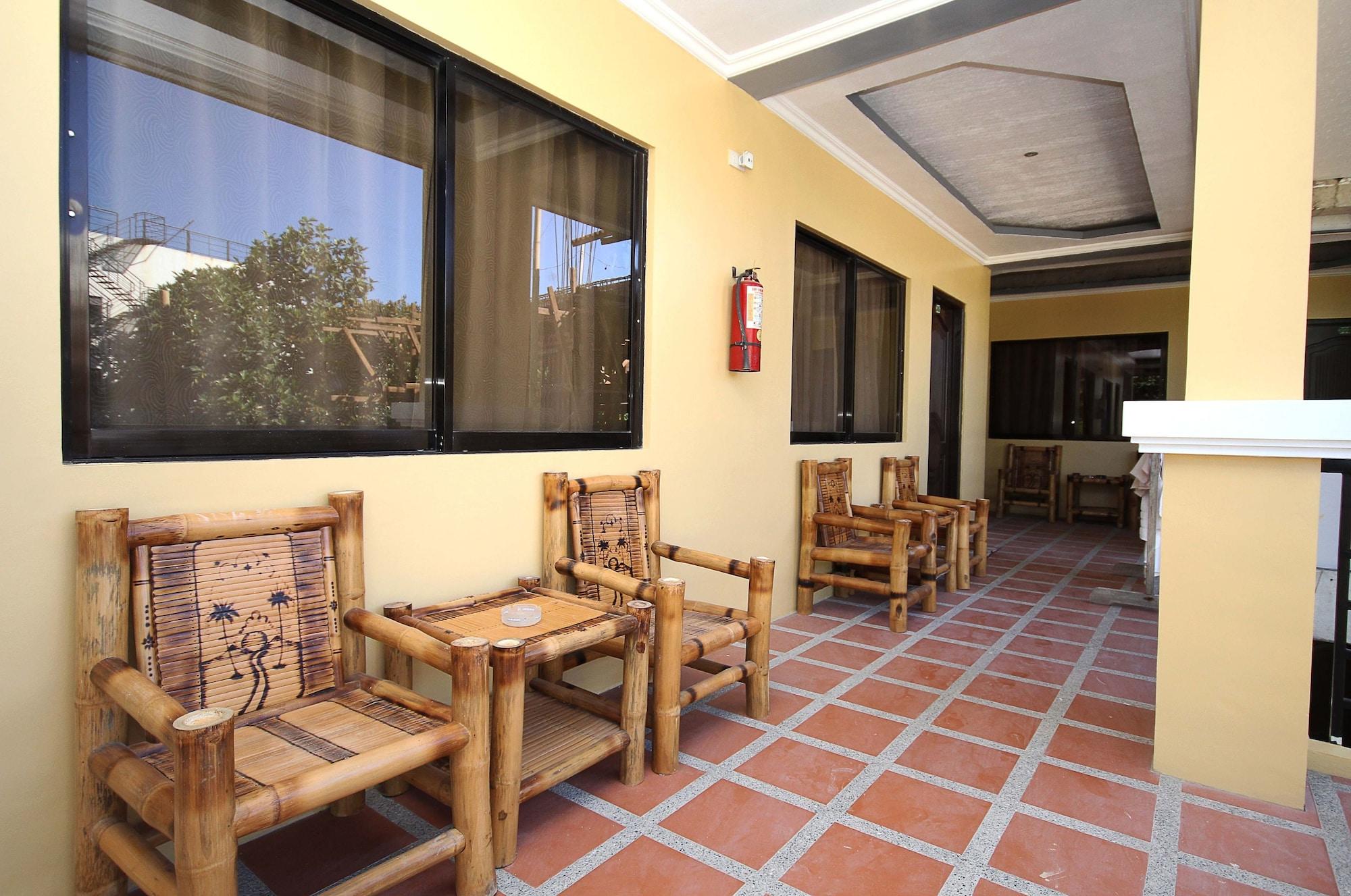 Bamboo & Restaurant Resort
