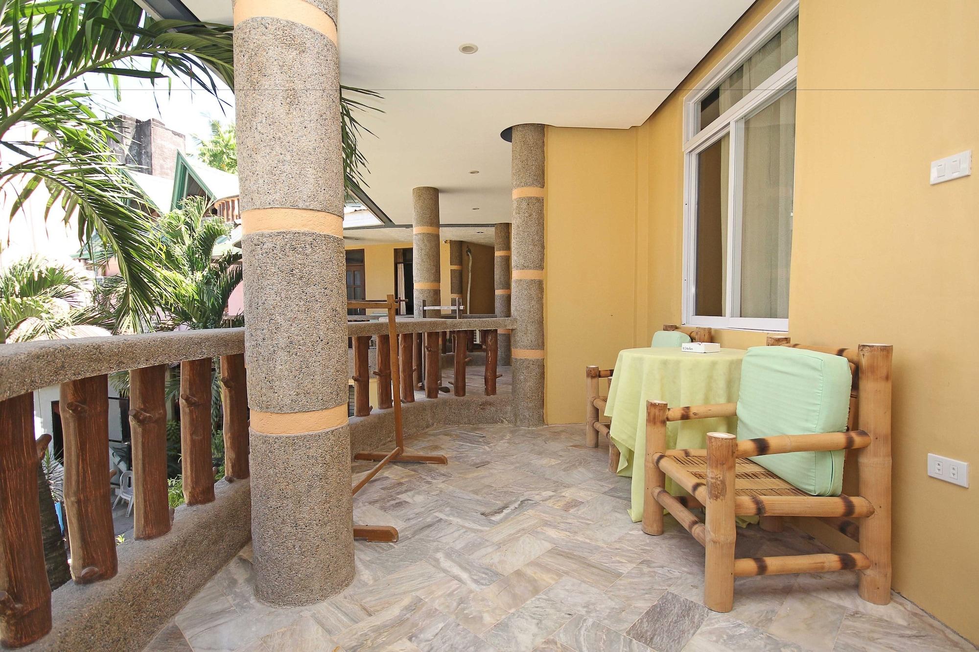 Resort Bamboo & Restaurant 3*
