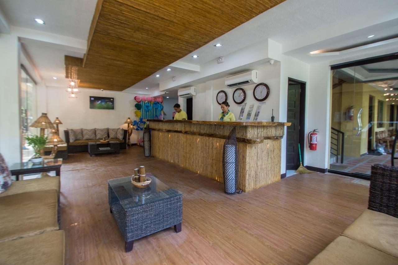Resort Bamboo & Restaurant Manoc-Manoc