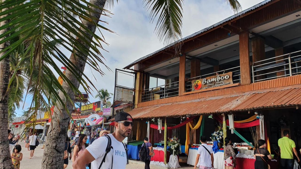 Bamboo & Restaurant Resort
